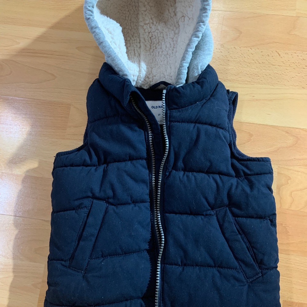 Old Navy Quilted Puffer Vest With Hooded Fleece